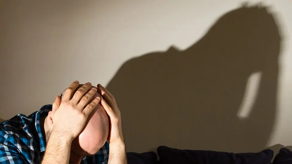 مدافع عن حقوق الرجل: على المدونة إقرار اقتسام المصاريف بين الزوج والزوجة