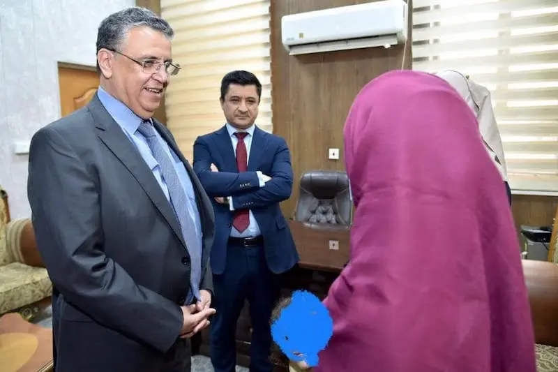 والداتها محكومة بالإعدام..الحكومة تكشف تفاصيل ترحيل طفلة مغربية من سجون العراق