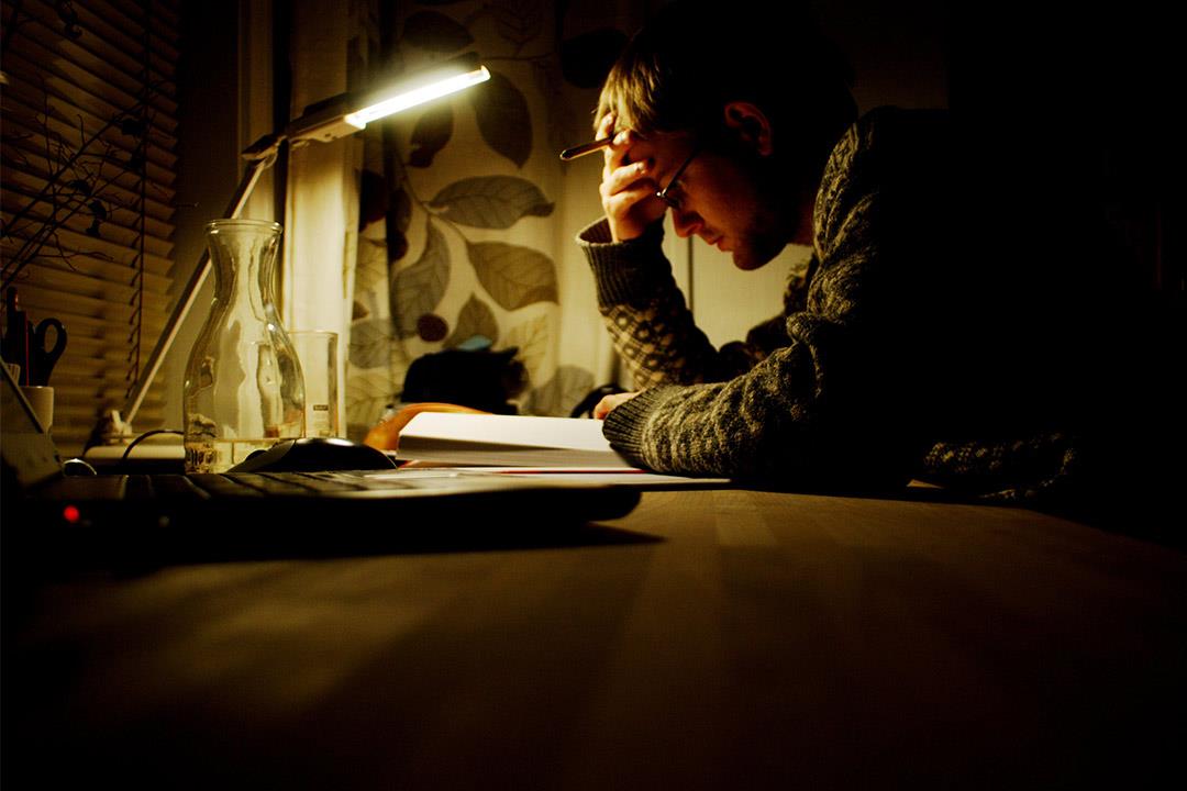 تضاعف خطر الإصابة باضطرابات عقلية.. دراسة تحذّر من التعرض المتزايد للإضاءة الليلية