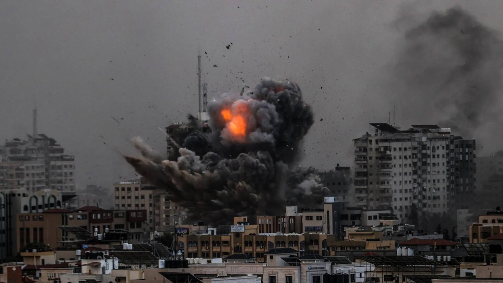 “الصحة العالمية” تدعو لفتح ممر إنساني إلى غزة