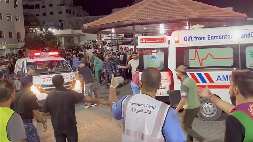 جريمة إسرائيلية جديدة ضد الفلسطينيين.. صحة غزة: 500 شهيد بقصف لمستشفى “المعمداني”
