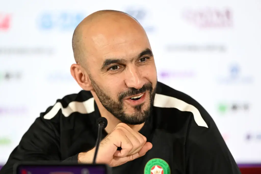 بعد الفوز على ليبيريا.. وليد الركراكي يثني على أداء الكعبي ويدافع عن حكيمي والنصيري
