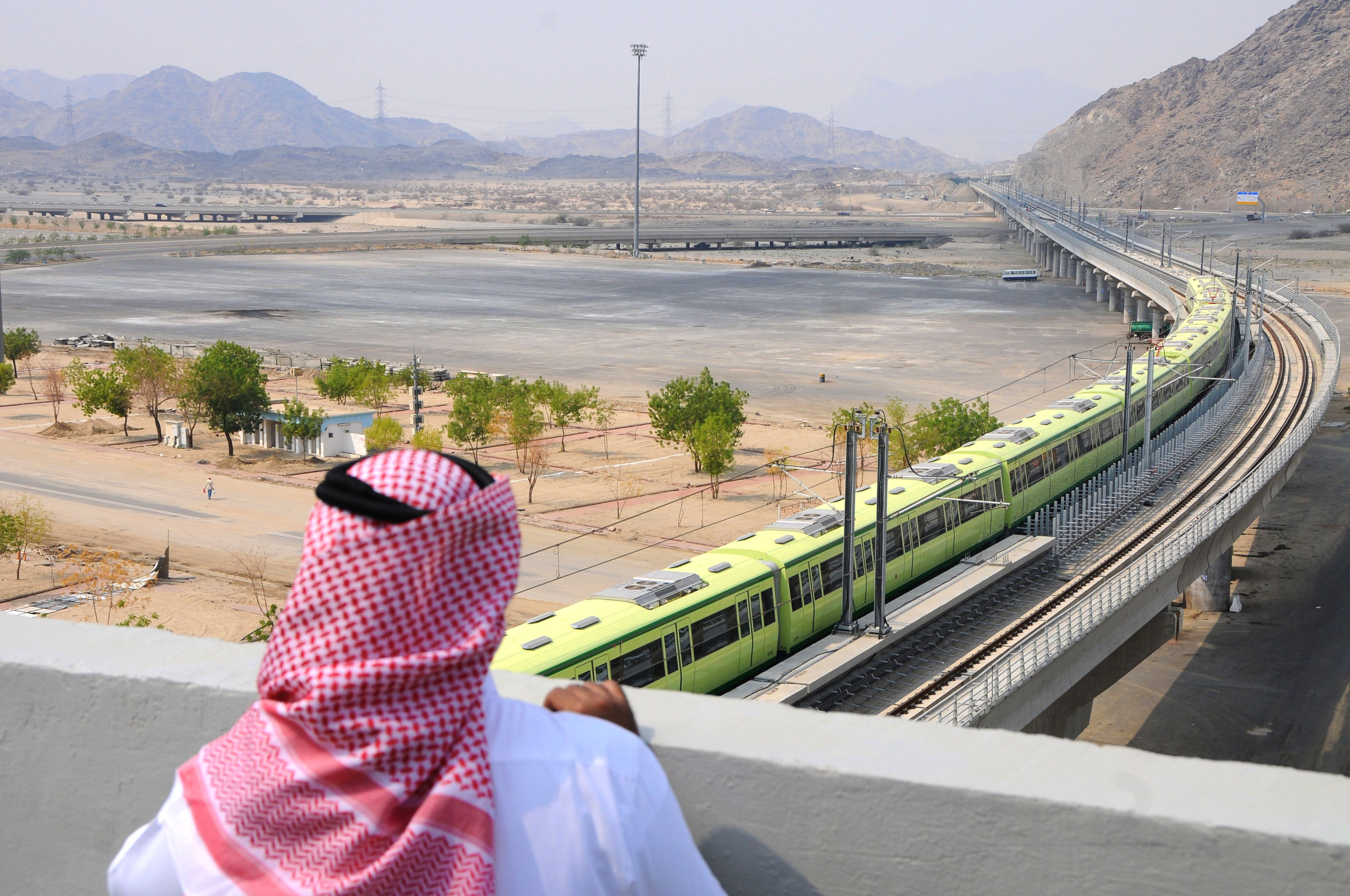 “قطار الخليج”.. مشروع ضخم لربط دول التعاون الخليجي بالسكة الحديدية لتقوية المبادلات التجارية