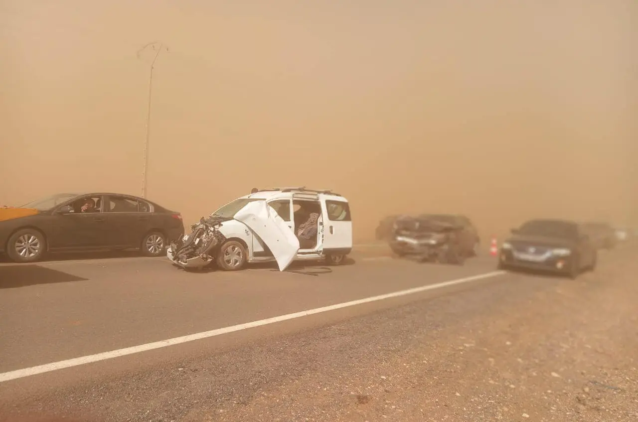 شملت مجموعة من المدن.. خبير يفسر ظاهرة الرياح القوية وعواصف الغبار بالمغرب