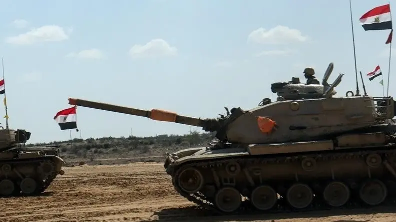 مصر: إصابة عناصر برج مراقبة حدودي بشظايا قذيفة إسرائيلية
