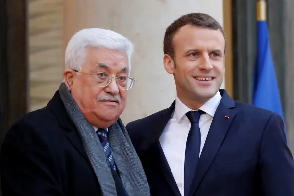 ماكرون يلتقي رئيس السلطة الفلسطينية