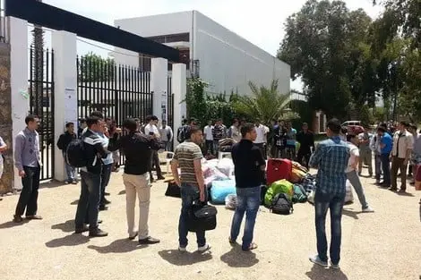 مؤسسة أشبه بـ”سجن”.. انتقادات لمديرة حي “السويسي2″ بسبب المزاجية والتسيير بـ”التعليمات”