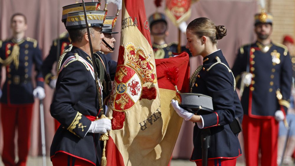 الملك محمد السادس يهنّئ العاهل الإسباني على تنصيب نجلته ولية للعهد
