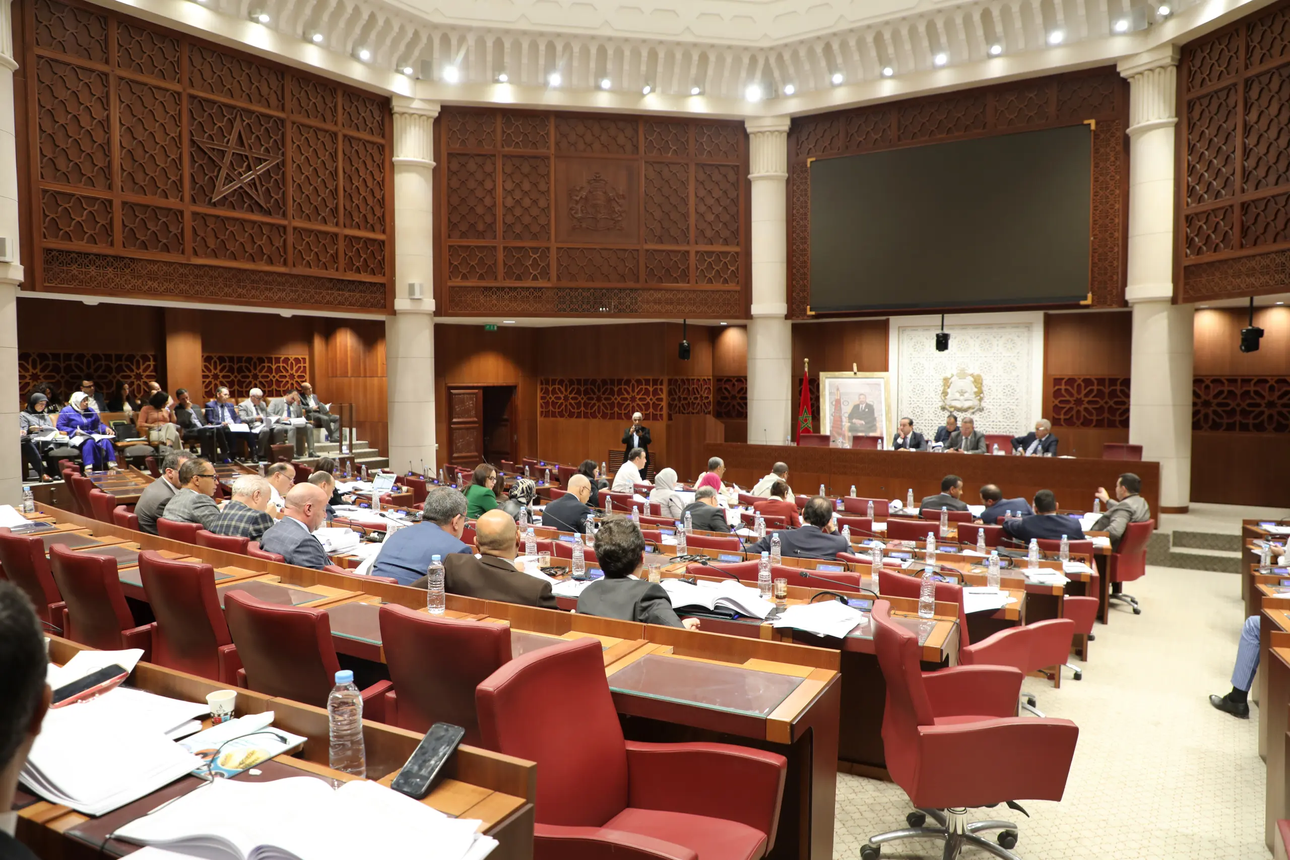 “امتحان عسير”.. قرينة البراءة تُعِيدُ مدوّنة تخليق البرلمان لنُقطة الصفر