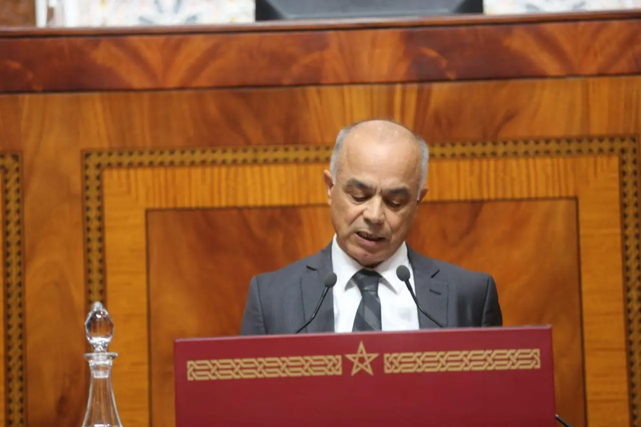 جدل النظام الأساسي..بنموسى يرفض المغالطات ويتهم “أجندات خاصة” بتأجيج الاحتقان