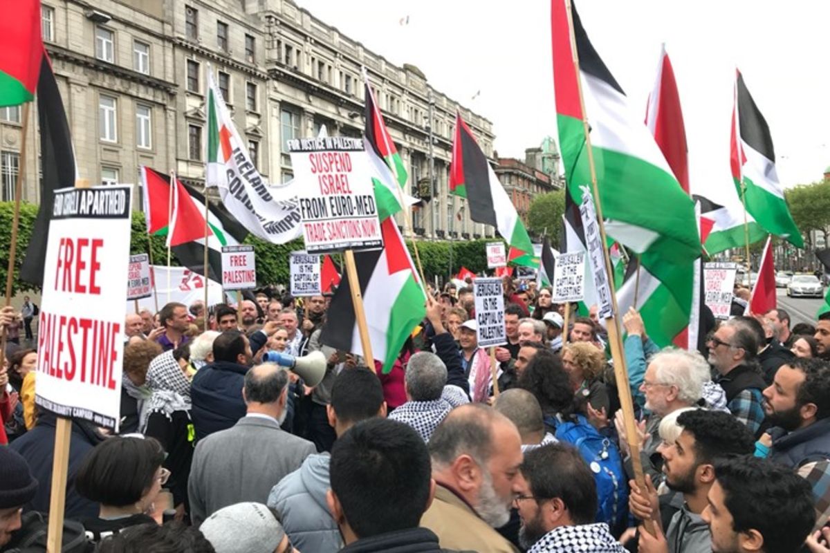 رغم المنع.. متظاهرون ببريطانيا يقودون مسيرة وطنية من أجل فلسطين