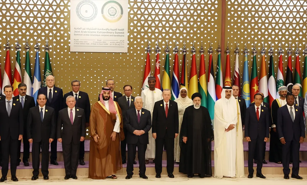 البيان الختامي لقمة الرياض.. القادة العرب يدعون الاحتلال الإسرائيلي لوقف فوري لمجازره بغزة