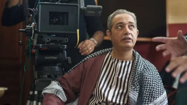 مصدر يكشف لـ”مدار21″ تفاصيل استبعاد رفيق بوبكر من إخراج فيلم “أسمهان” لتعويضه بمساعد المخرج