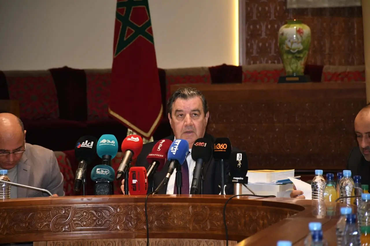 “النظام الأساسي”.. المعارضة ترفض معاقبة الأساتذة وتُشكك في جدية الحكومة لإصلاح التعليم