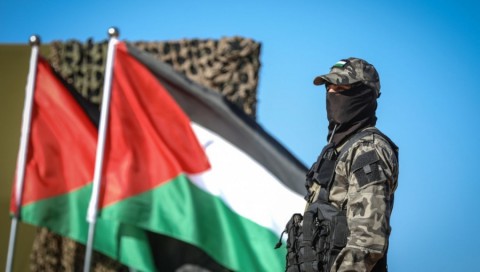 محلل عسكري: حماس تسعى لتبييض سجون إسرائيل
