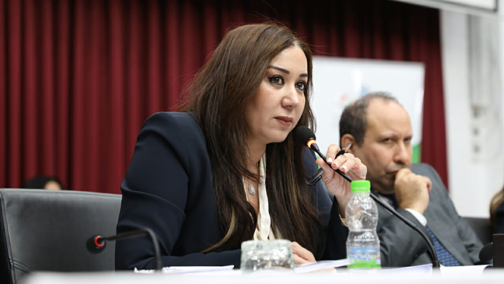 معارضة البيضاء تفتح نيرانها على الرميلي وتندد بـ”الإقصاء ومخالفة قواعد النظام الداخلي”