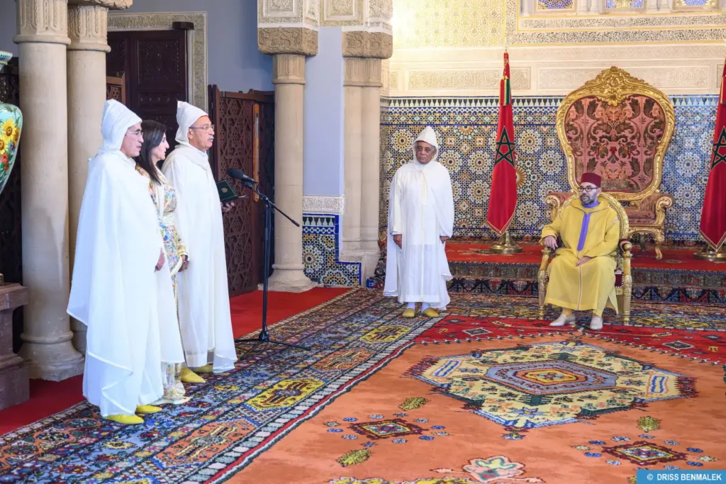 الملك يُعيِّن بنعبد الله رئيسا للمحكمة الدستورية ويستقبل أعضاءها الجدد