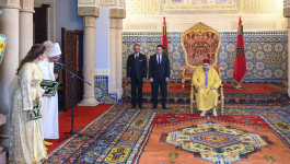 الملك يستقبل بالرباط عددا من السفراء الأجانب