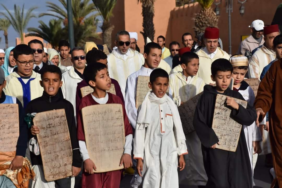 ابتهال وتضرع وخشوع.. المغاربة يحجون إلى المساجد لإحياء سنة صلاة الاستسقاء طلبا للغيث