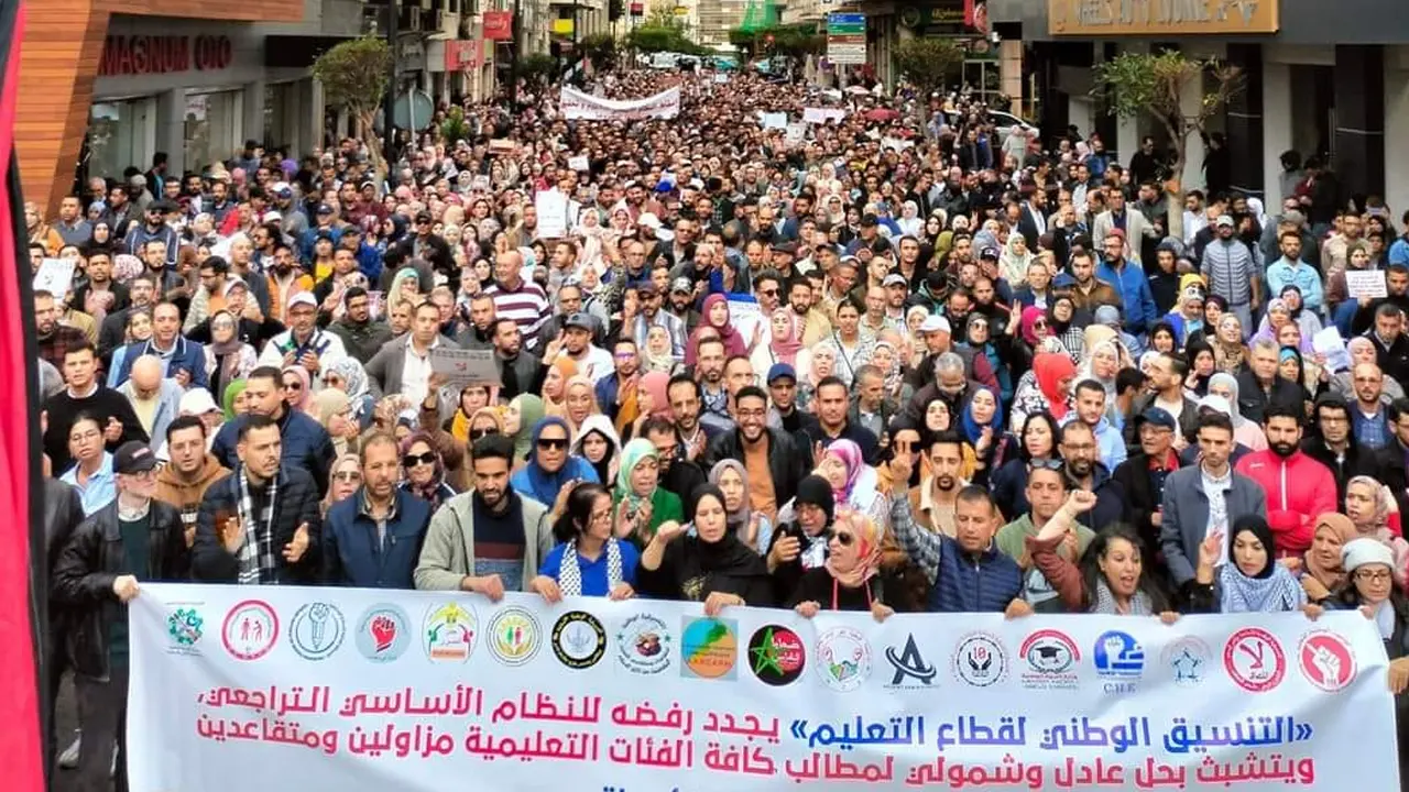 “الأحرار” يطالب بمحاصرة مدّ “تنسيقيات التعليم” ويُحذر من لوبيات مقاومة للإصلاح