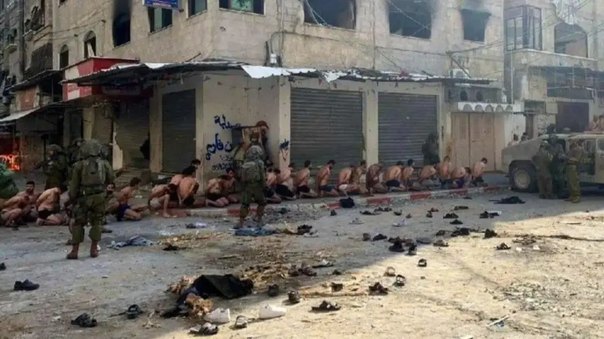 دفنوا أحياء وأهينوا.. ناجون بغزة يروون تفاصيل مرعبة بعد ناجتهم من قبضة إسرائيل