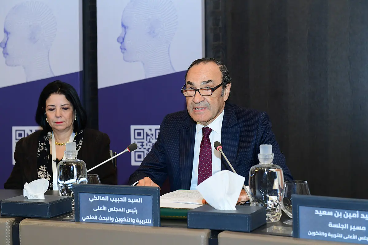 المالكي يؤكد ضرورة ملاءمة إدارة وحكامة منظومة التربية للمعايير التكنولوجية المتجددة