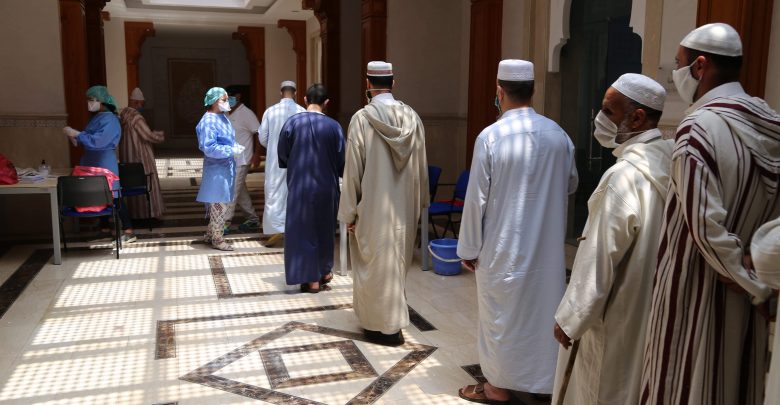 البيجيدي ينتقد تحويل التغطية الصحية للقيمين الدينيين لنظام أداء