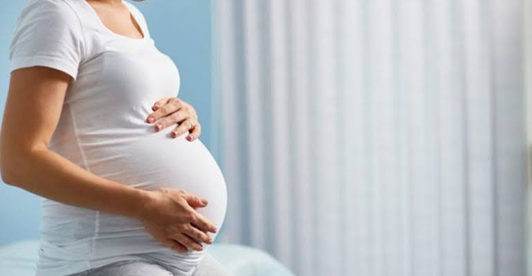 دراسة تظهر أن هرمونا يفرزه الجنين يسبب الغثيان والقيء للنساء أثناء الحمل