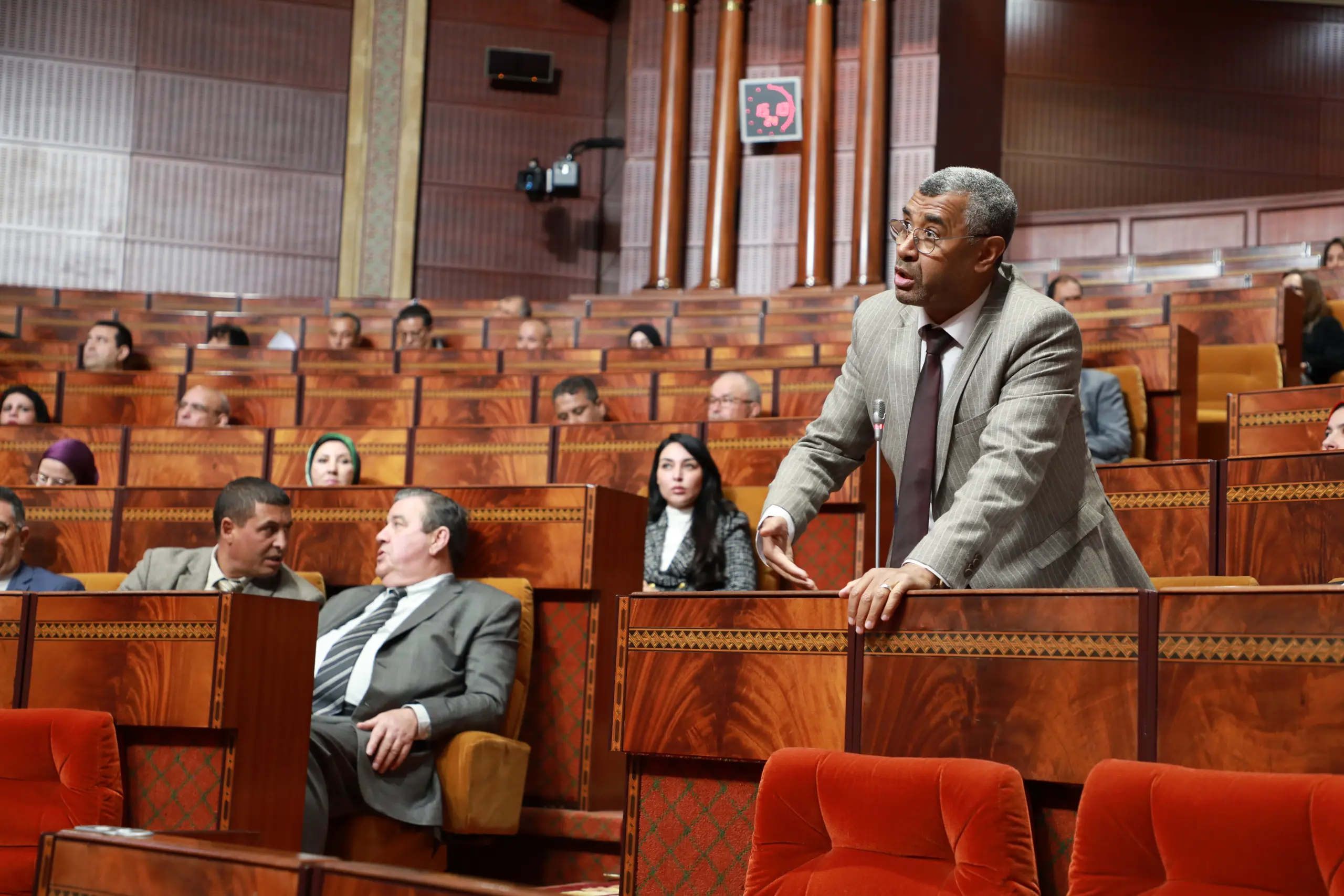 “البيجيدي” يُؤكِّد رفض مهمة استطلاع “دعم الفراقشية” ويتمسَّك بـ”لجنة التقصي”