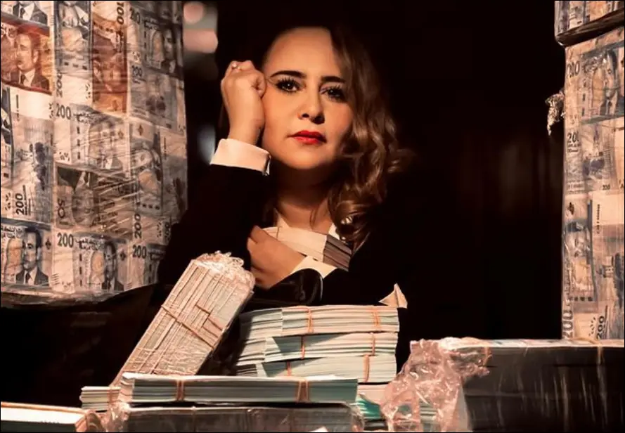 ماجدولين الإدريسي تملك “كابريه” وتقع في شباك “نصاب” بـ”أنا ماشي أنا”
