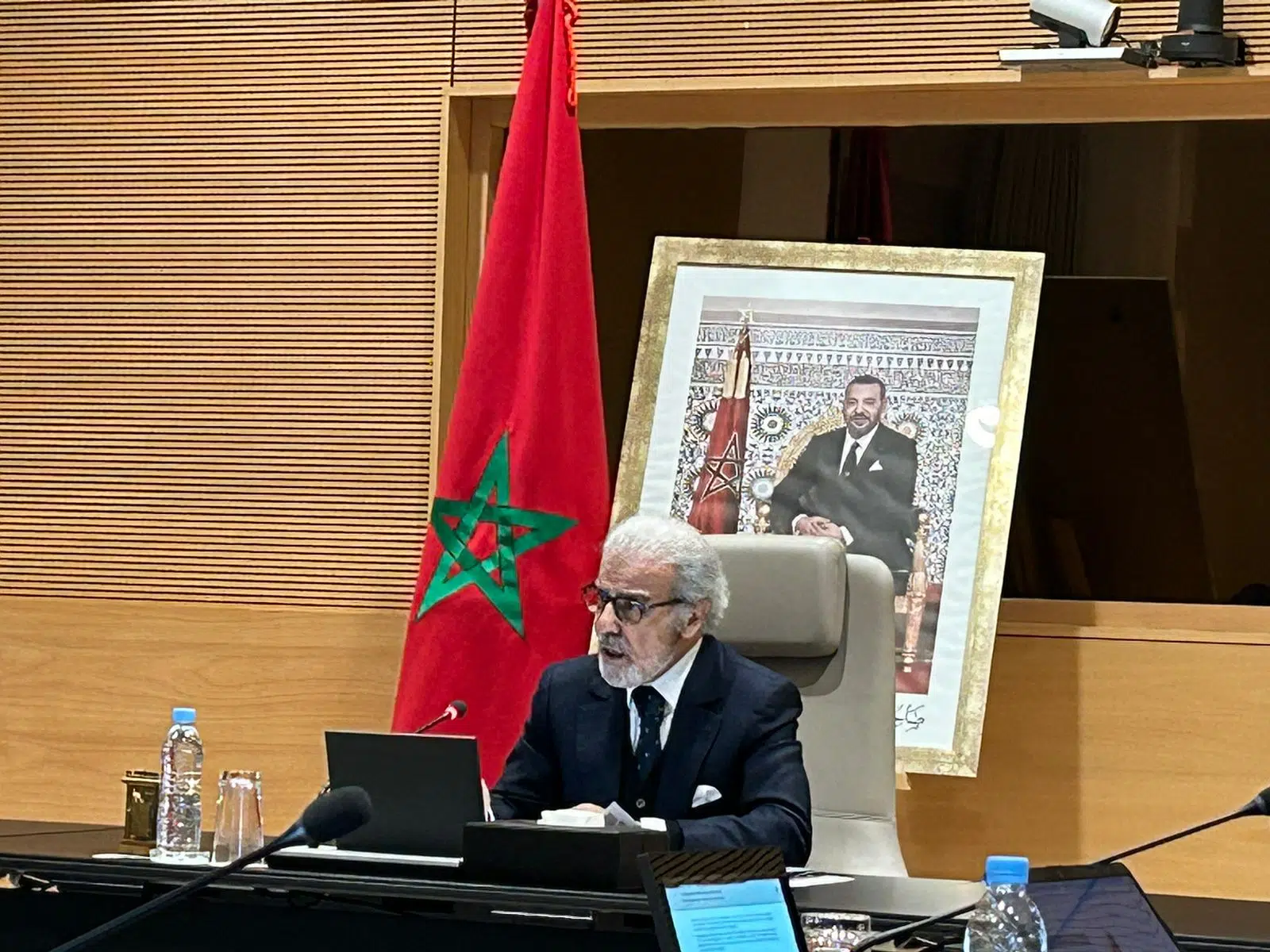 الجواهري يبرر تثبيت سعر الفائدة بغموض مآل الحرب الإيرانية الإسرائيلية