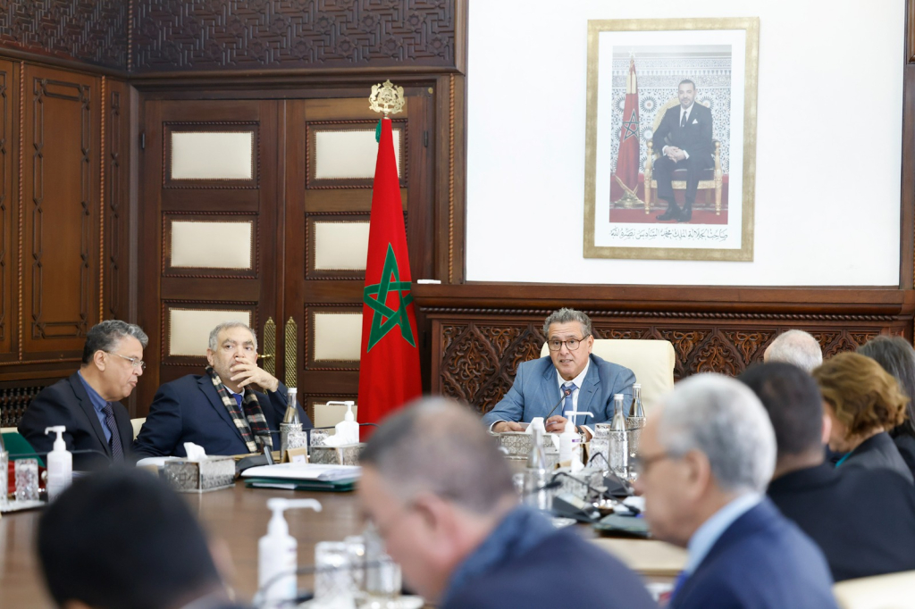 أخنوش: دعم الأسر ينطلق هذا الأسبوع والحكومة عززت مكانة الأستاذ
