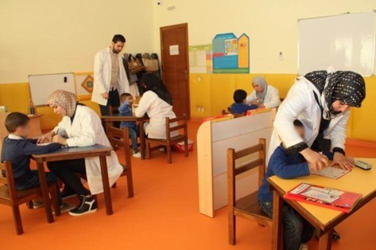 الحكومة ترفع دعم أطفال التوحد لـ1200 درهم