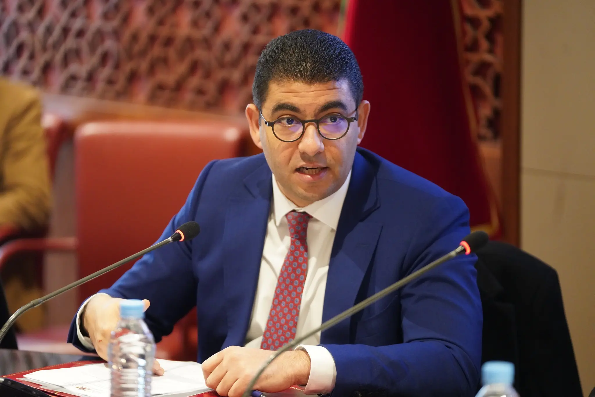 بنسعيد يمرر مشروع “مجلس الصحافة” بالمستشارين ويتمسك بانتداب الناشرين