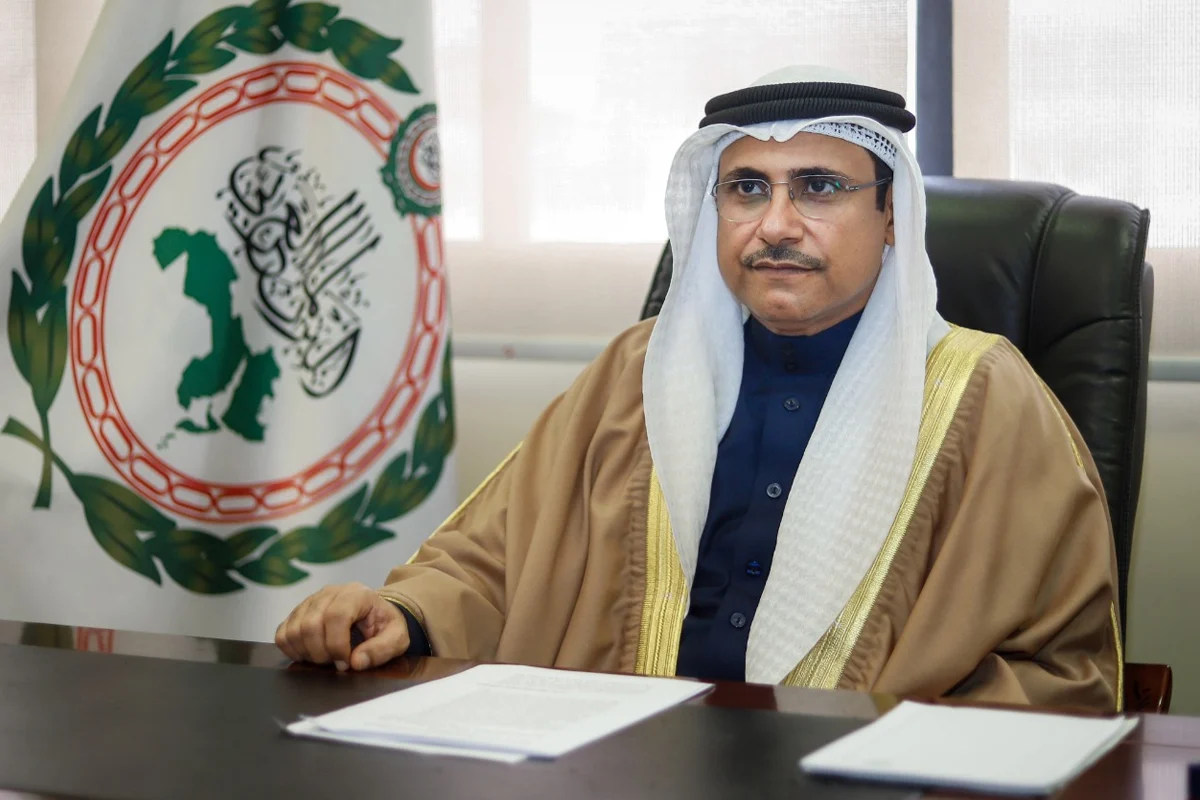 البرلمان العربي يدعو لوقف التصعيد بالسودان