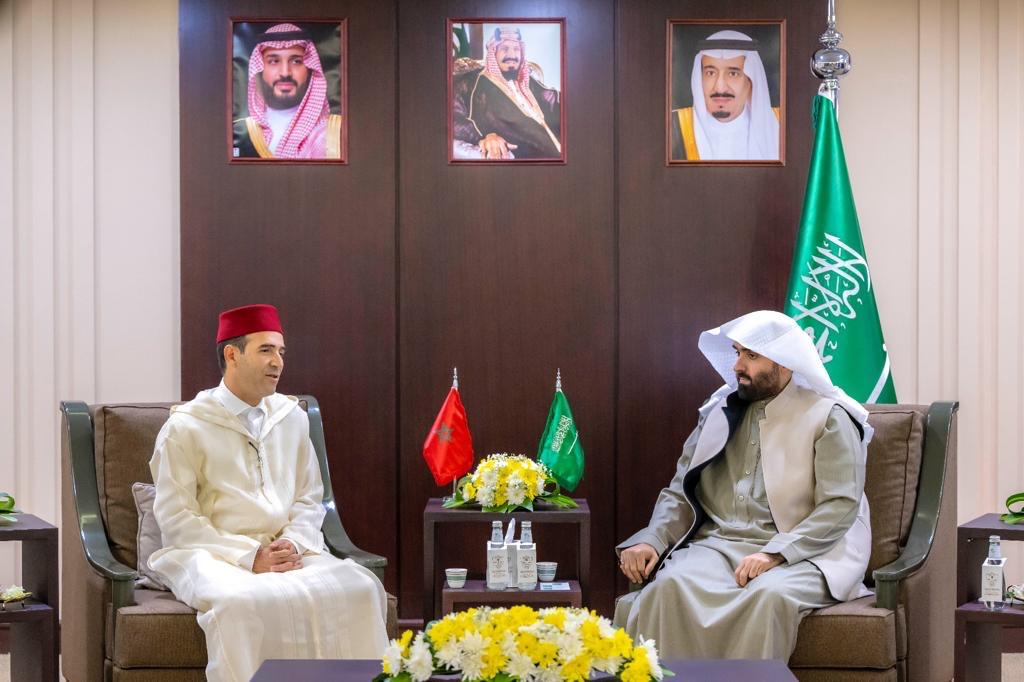 وسيط المملكة يتباحث مع رئيس ديوان المظالم بالسعودية