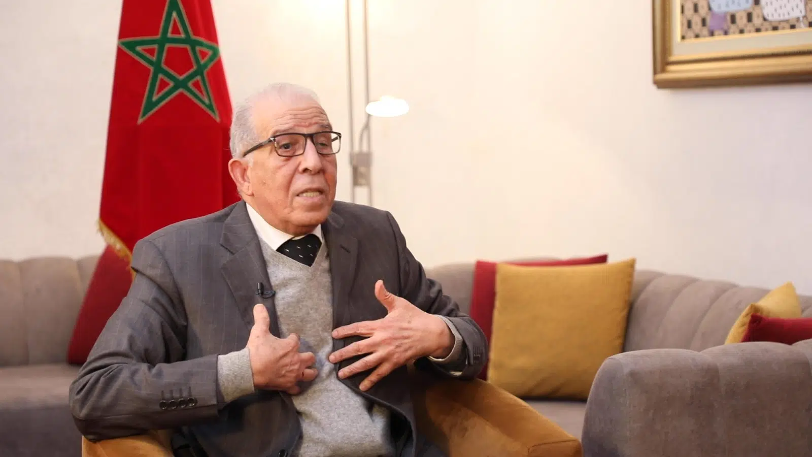 بنعدي يُقّيم تدبير الحكومة لأزمة التعليم وتأثرها بحسابات الأغلبية