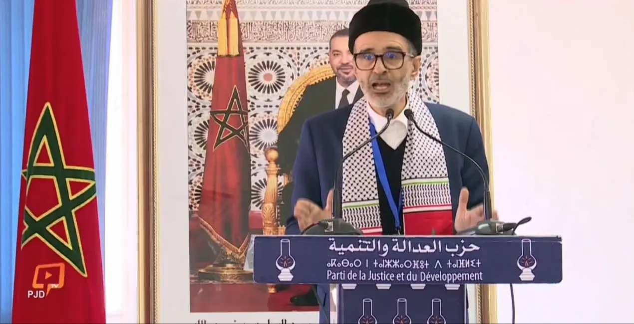 الأزمي ينتقد حكومة الكفاءات ويشبه مقاومة حماس بنضال المغاربة ضد فرنسا