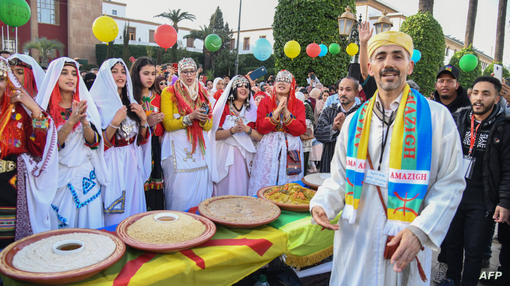 عطلة رسمية لأول مرة.. المغاربة يحتفلون بالعام الأمازيغي الجديد
