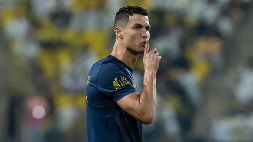 رونالدو يحصد 3 جوائز فردية في “غلوب سوكر”