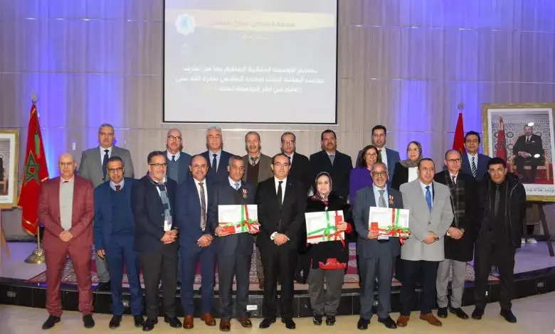 تسليم أوسمة ملكية لأطر بجامعة السلطان مولاي سليمان