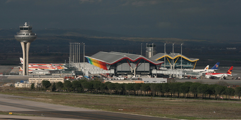 إسبانيا ترصد 2.4 مليار يورو لتوسعة مطار مدريد