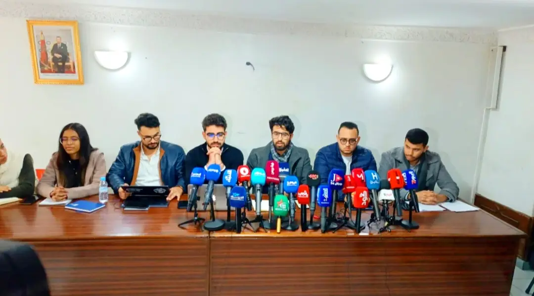 طلبة الطب يتشبثون بالإضراب المفتوح و”يفضحون” الوضع “الكارثي” للتكوين