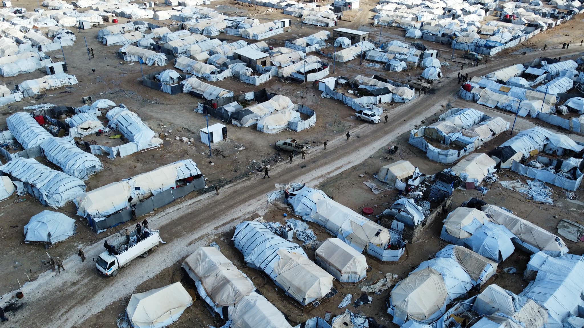 مغاربة مخيم “الهول” بسوريا يعيشون “الرعب” وأطفالهم رهن “الاعتقال”