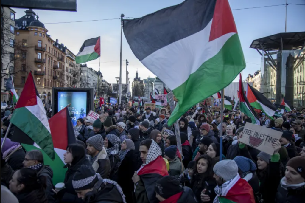 مظاهرات حاشدة في أوروبا لوقف الحرب على غزة