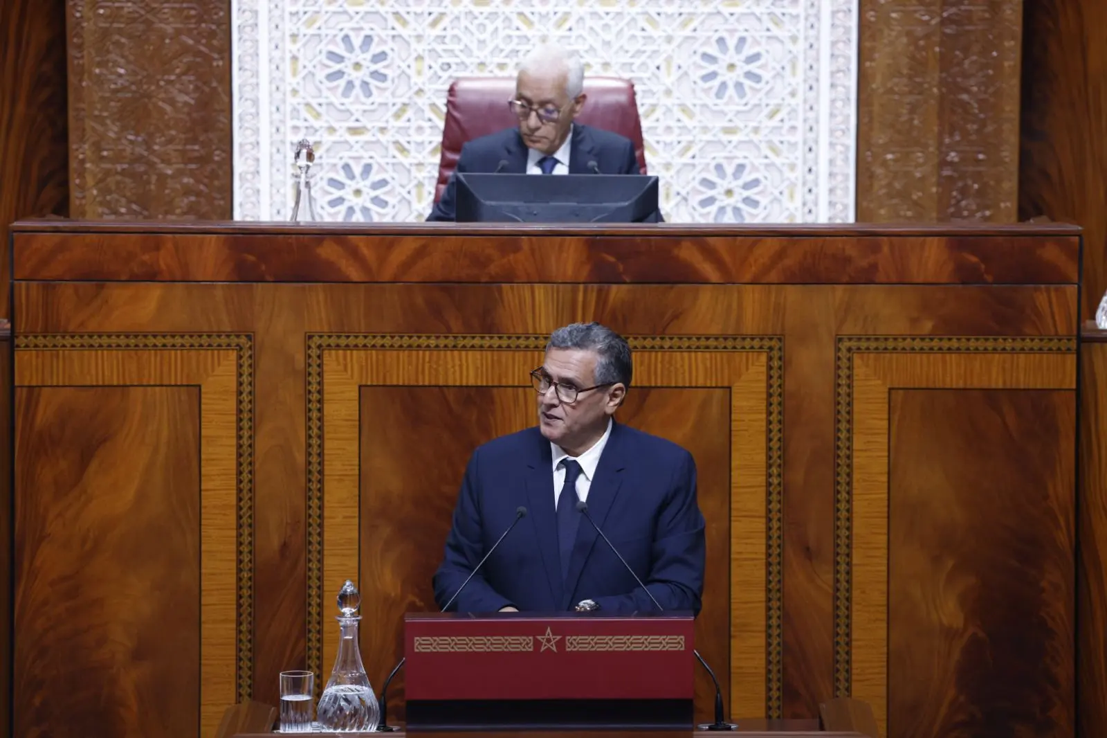 أخنوش: 77% من التلاميذ المغاربة غير قادرين على قراءة نص بالعربية