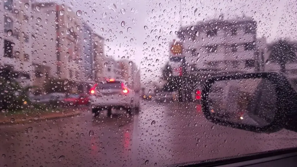 الأرصاد تبشر المغاربة بأمطار وثلوج مرتقبة نهاية الأسبوع الجاري