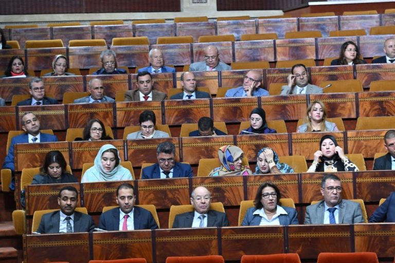 المعارضة تنتقد الحكومة: وعود براقة وواقع مرير ومالية 2026 بلا جرأة