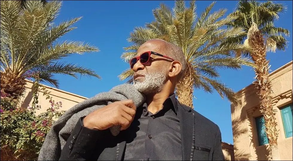 “بنت الفقيه”.. فولان يرتدي قبعة ممول حفلات بفيلم سينمائي جديد