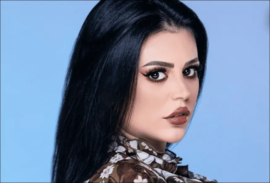 الحرش تختار التخلي عن التعليم والعمل في مركز الاتصال بـ”كازافورنيا”